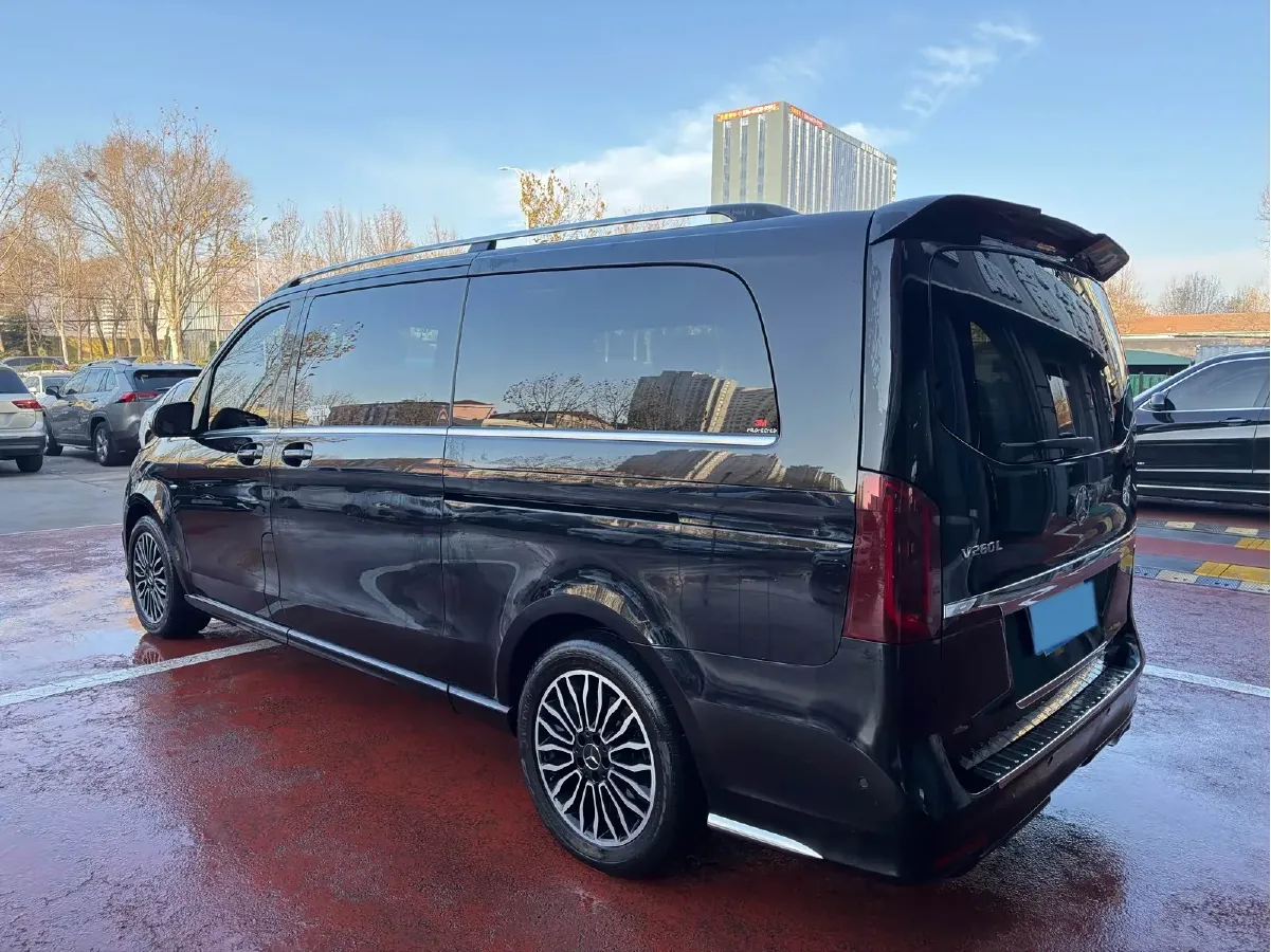 2018 Mercedes-Benz V Class 2.0T 211HP L4 7AT,autocango,china used car exporter,china ev exporter,chinese used car exporter,chinese used ev exporter