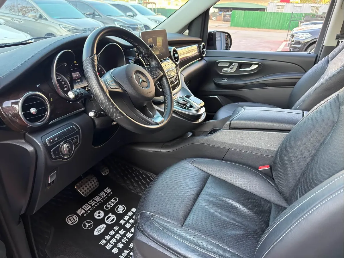 2018 Mercedes-Benz V Class 2.0T 211HP L4 7AT,autocango,china used car exporter,china ev exporter,chinese used car exporter,chinese used ev exporter