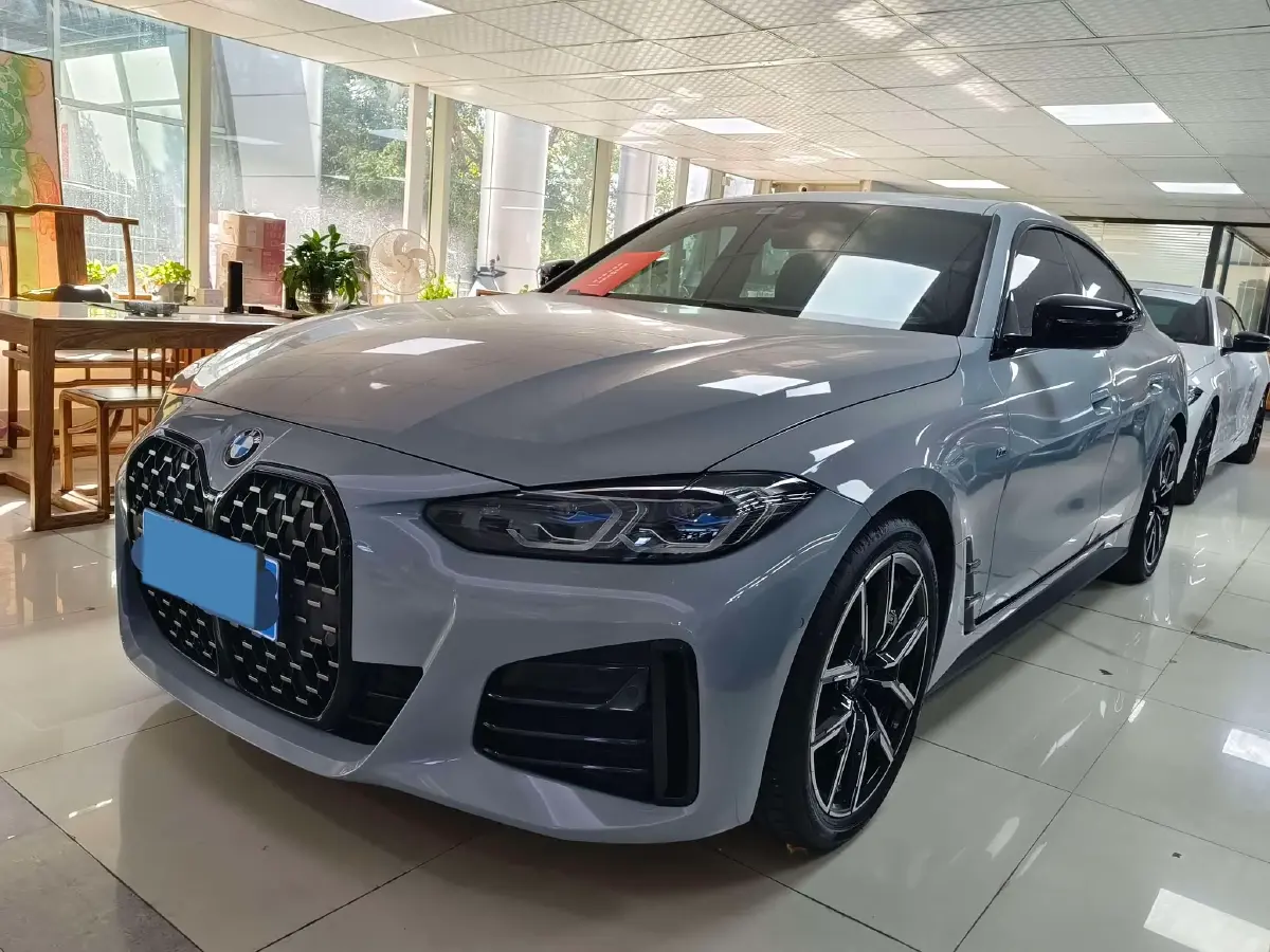 2024 BMW 4 Series 2.0T 184HP L4 8AT