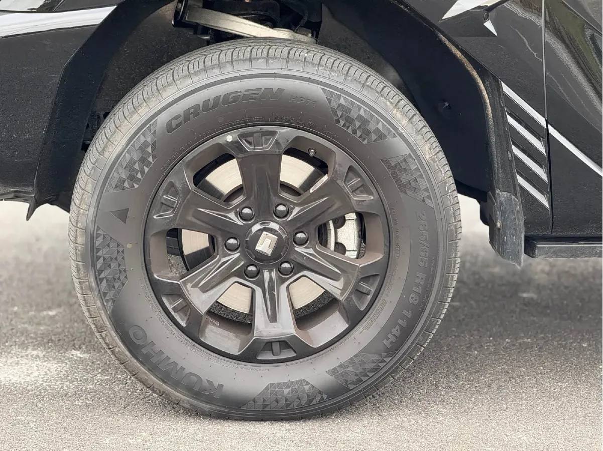 2024 Tank 400 2.0T 252HP L4 9AT PHEV 36.7/37.1KWH,autocango,china used car exporter,china ev exporter,chinese used car exporter,chinese used ev exporter