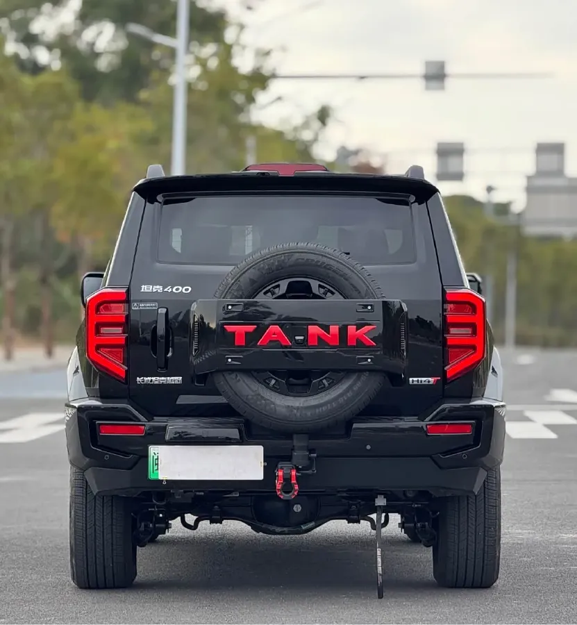 2024 Tank 400 2.0T 252HP L4 9AT PHEV 36.7/37.1KWH,autocango,china used car exporter,china ev exporter,chinese used car exporter,chinese used ev exporter