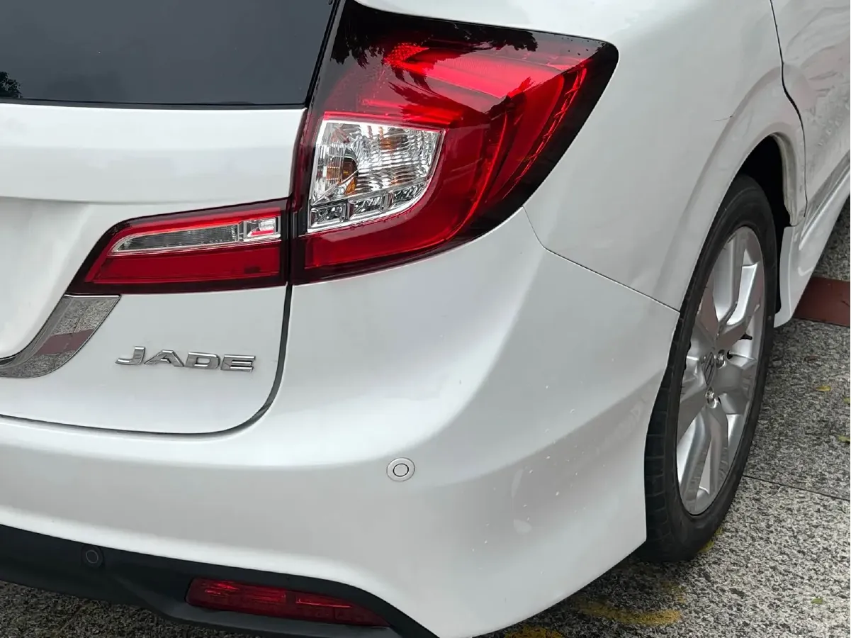 2016 Honda Jade 1.8L 141HP L4 5AT,autocango,china used car exporter,china ev exporter,chinese used car exporter,chinese used ev exporter