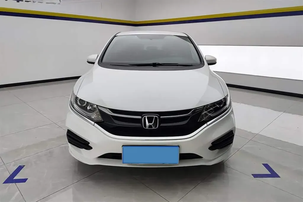 2017 Honda Jade 1.8L 141HP L4 5AT,autocango,china used car exporter,china ev exporter,chinese used car exporter,chinese used ev exporter