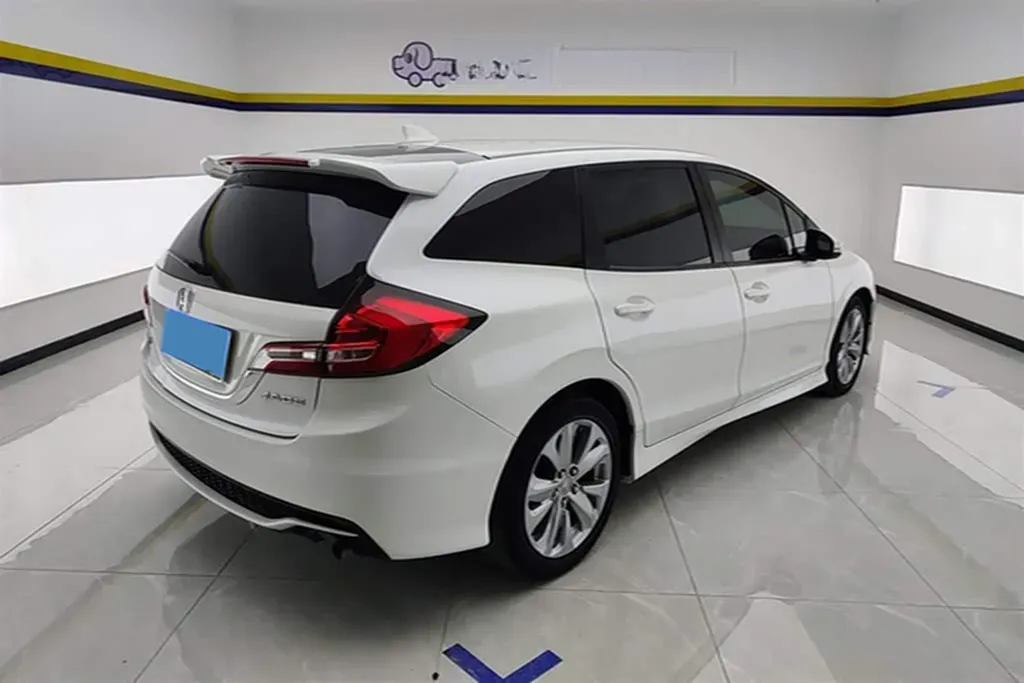 2017 Honda Jade 1.8L 141HP L4 5AT,autocango,china used car exporter,china ev exporter,chinese used car exporter,chinese used ev exporter