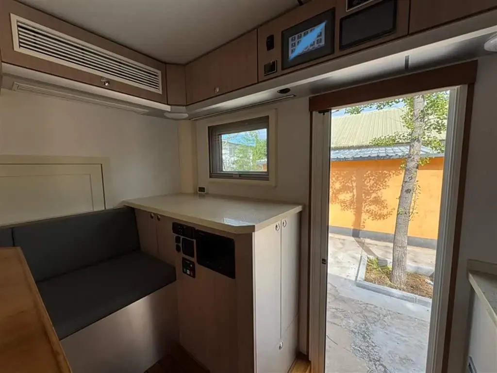 2023 Mercedes-Benz Unimog U4023 5.1T 231HP L4 8AT,autocango,china used car exporter,china ev exporter,chinese used car exporter,chinese used ev exporter