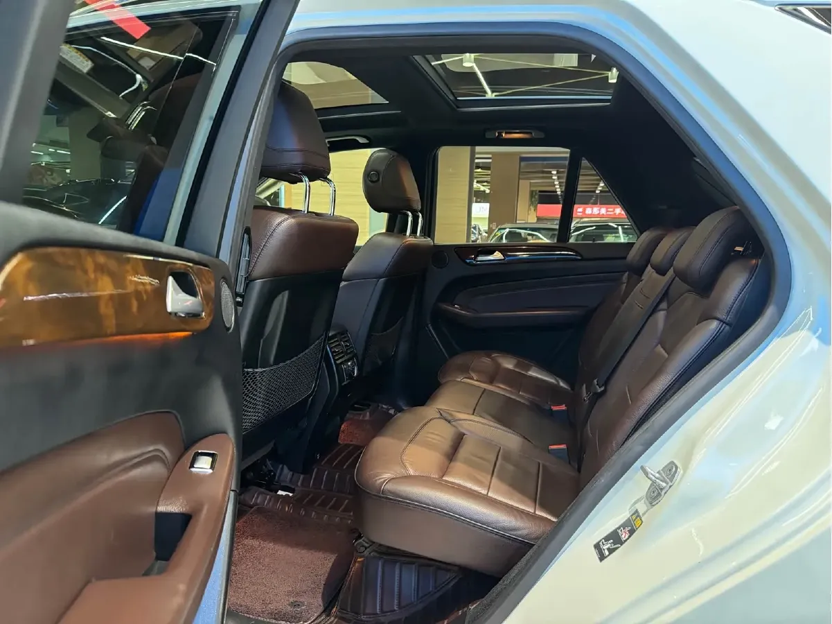 2012 Mercedes-Benz M Class 3.5L 306HP V6 7AT,autocango,china used car exporter,china ev exporter,chinese used car exporter,chinese used ev exporter