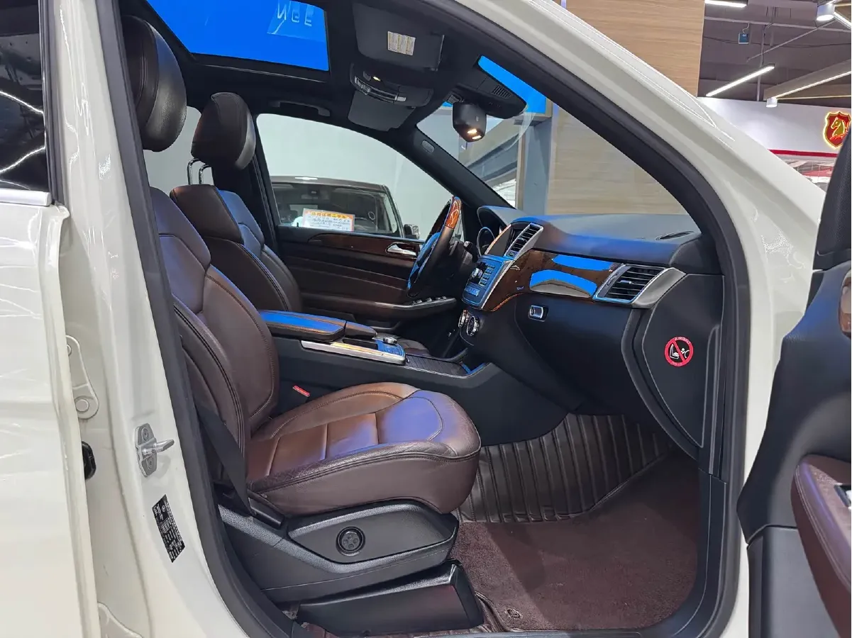 2012 Mercedes-Benz M Class 3.5L 306HP V6 7AT,autocango,china used car exporter,china ev exporter,chinese used car exporter,chinese used ev exporter