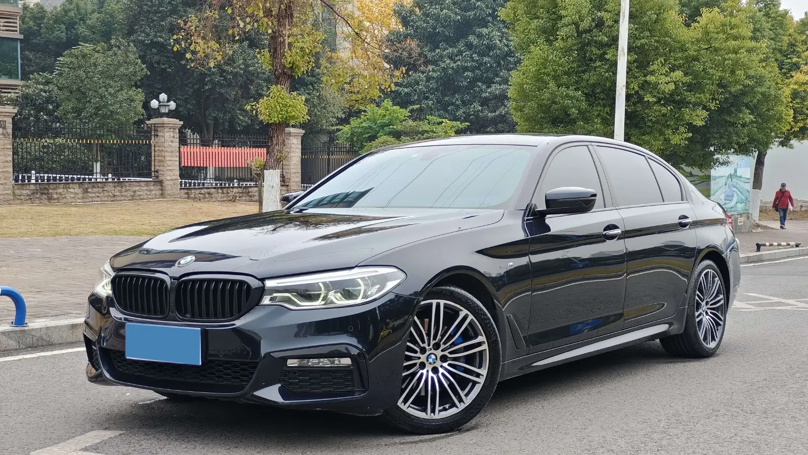 2018 BMW 5 Series 2.0T 252HP L4 8AT