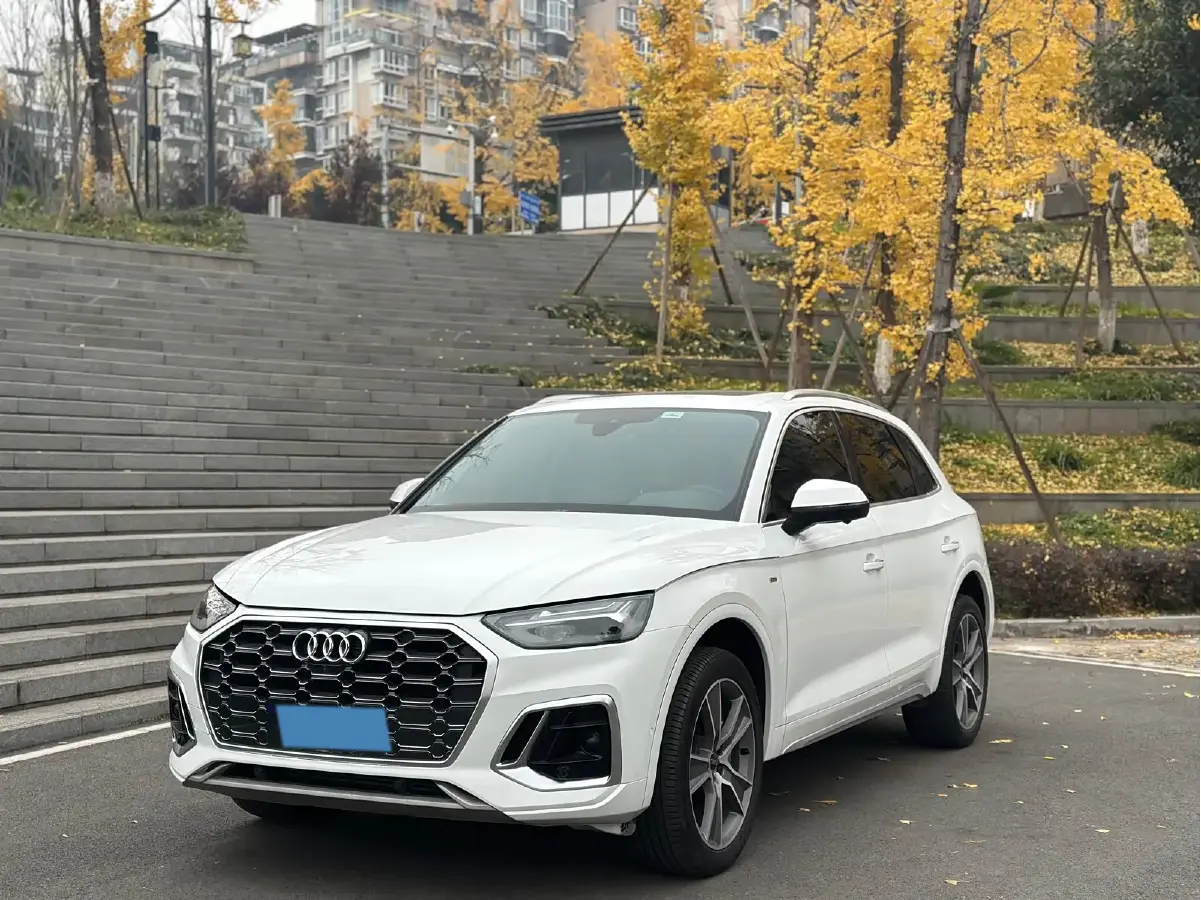 2022 Audi Q5L 2.0T 252HP L4 7DCT