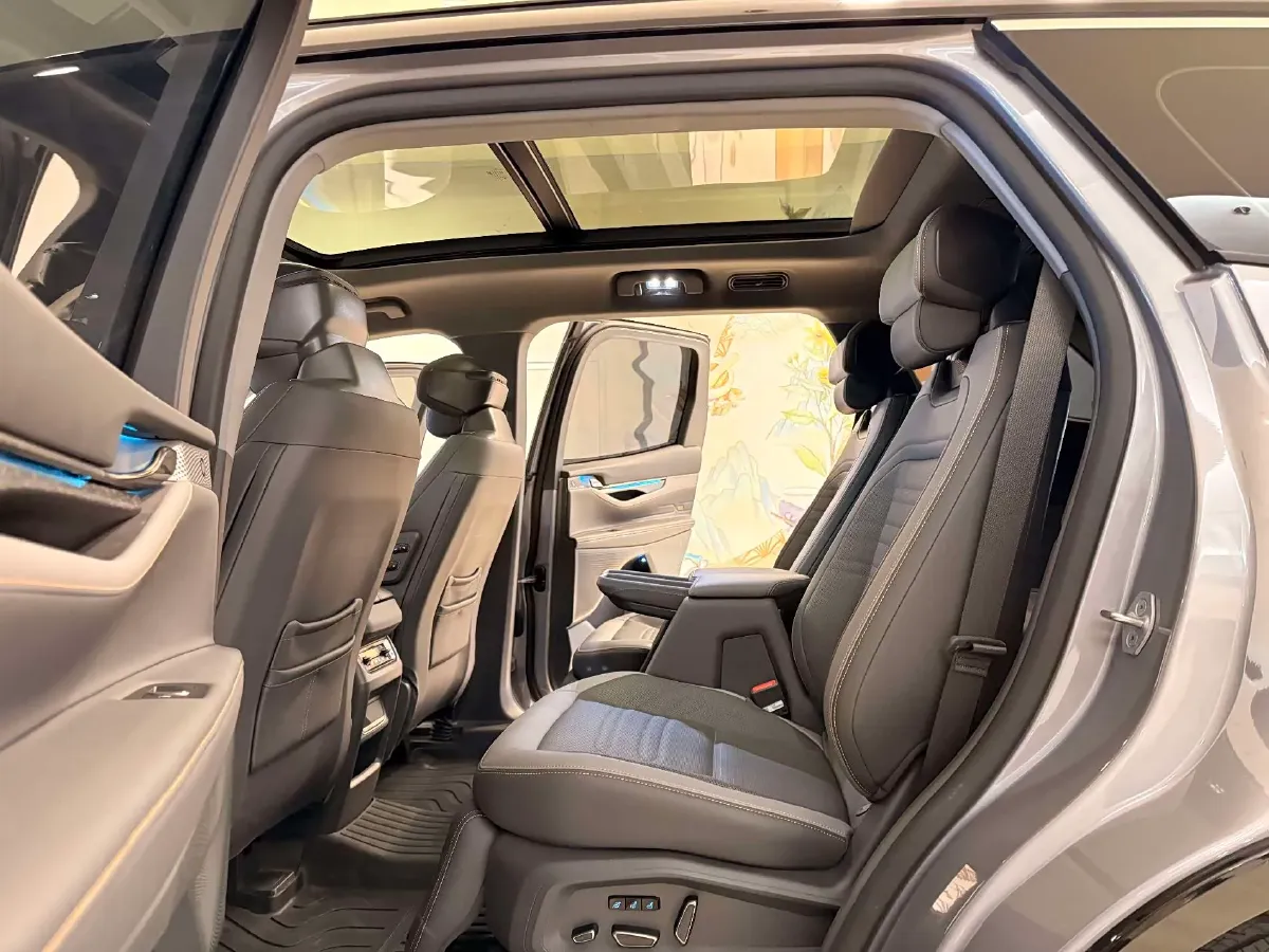 2023 Ford Edge 2.0T 252HP L4 8AT,autocango,china used car exporter,china ev exporter,chinese used car exporter,chinese used ev exporter