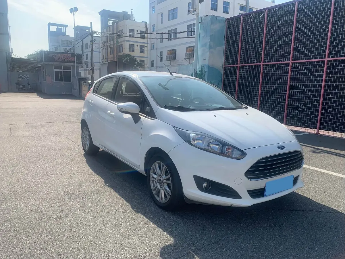 2013 Ford Fiesta 1.5L 110HP L4 6DCT,autocango,china used car exporter,china ev exporter,chinese used car exporter,chinese used ev exporter