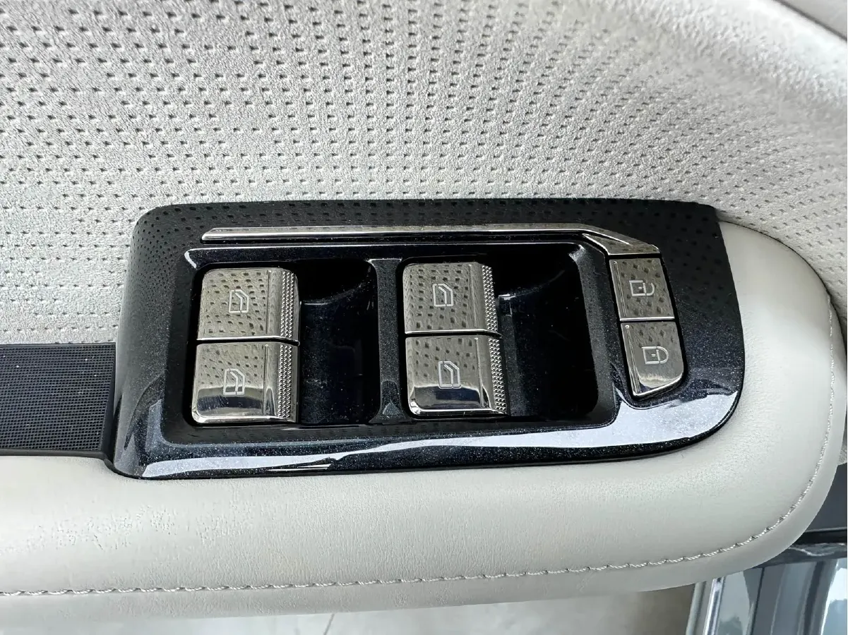 2024 Zeekr 009 BEV 108KWH,autocango,china used car exporter,china ev exporter,chinese used car exporter,chinese used ev exporter