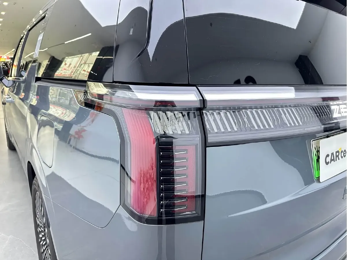 2024 Zeekr 009 BEV 108KWH,autocango,china used car exporter,china ev exporter,chinese used car exporter,chinese used ev exporter