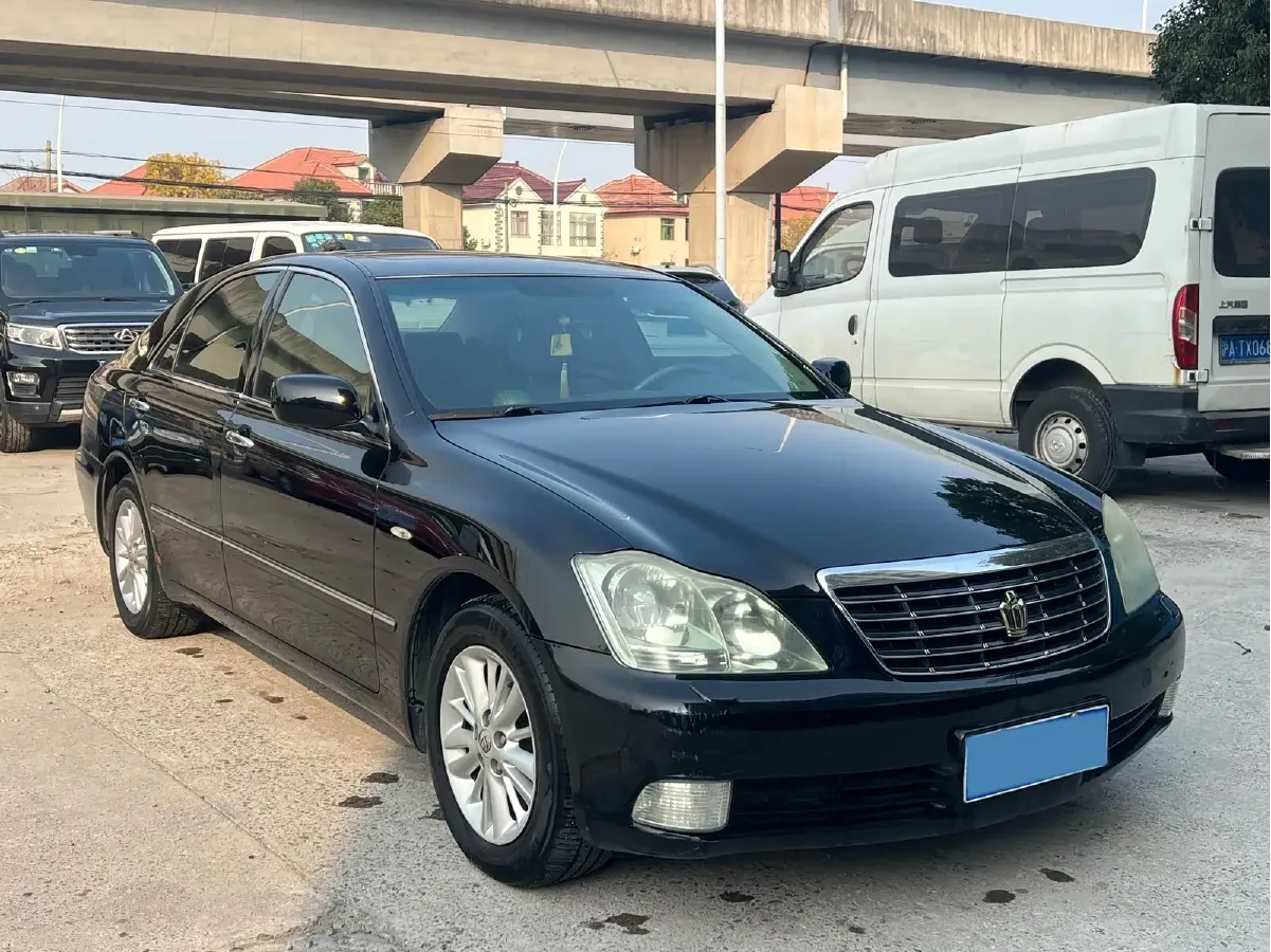 2007 Toyota Crown 2.5L 197HP V6 6AT,autocango,china used car exporter,china ev exporter,chinese used car exporter,chinese used ev exporter