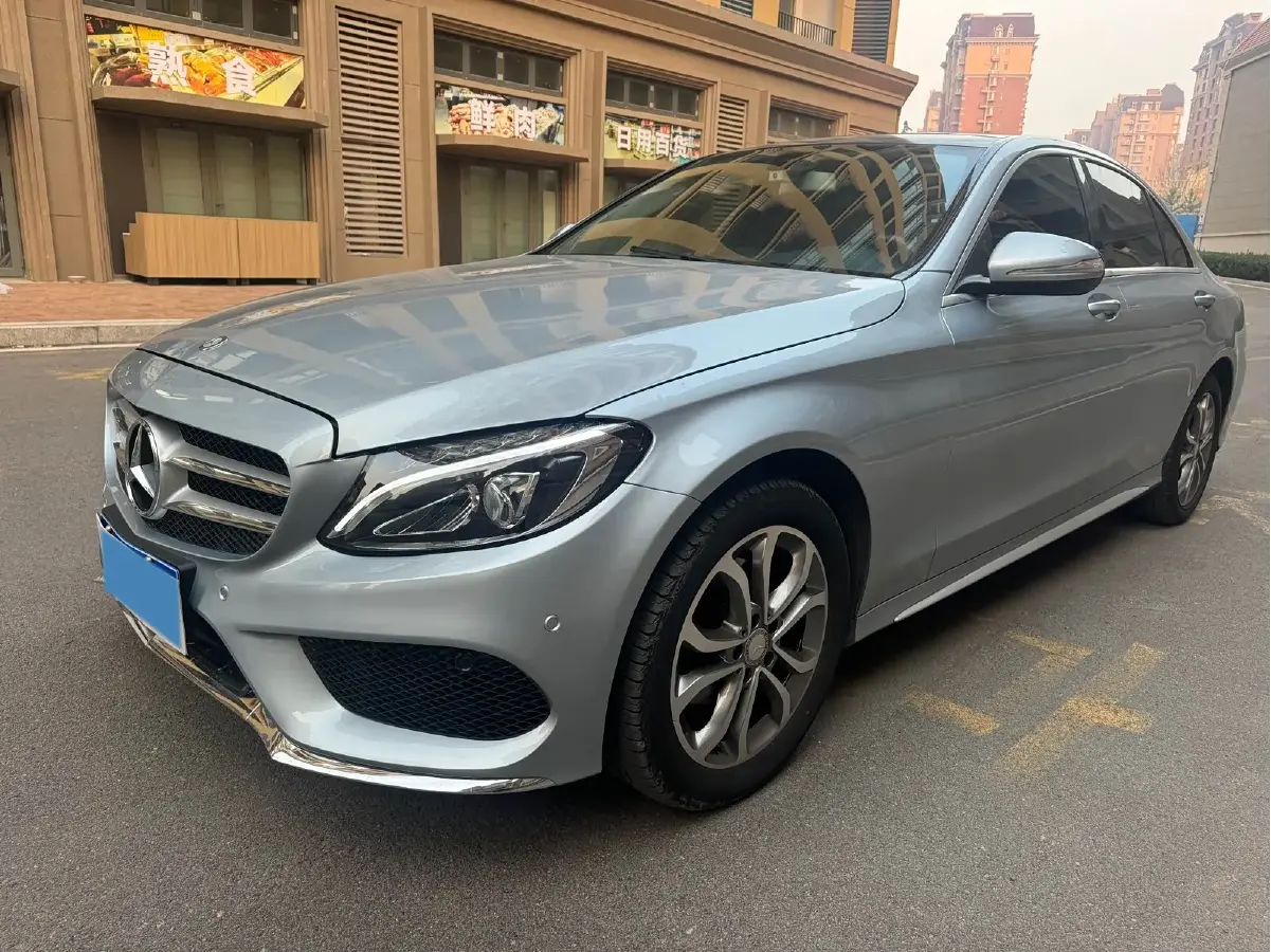 2015 Mercedes-Benz C Class 2.0T 184HP L4 7AT