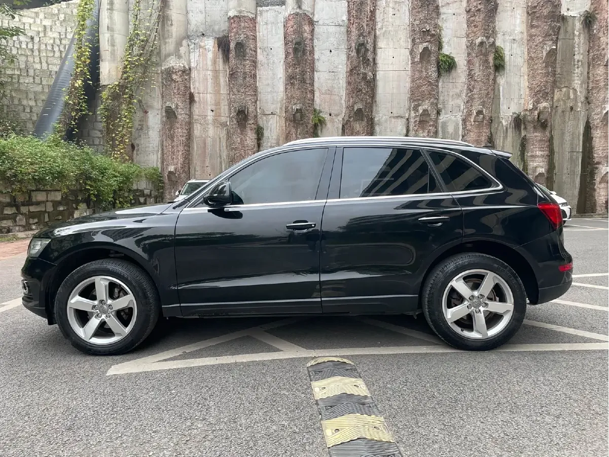 2016 Audi Q5 2.0T 224HP L4 8AT,autocango,china used car exporter,china ev exporter,chinese used car exporter,chinese used ev exporter