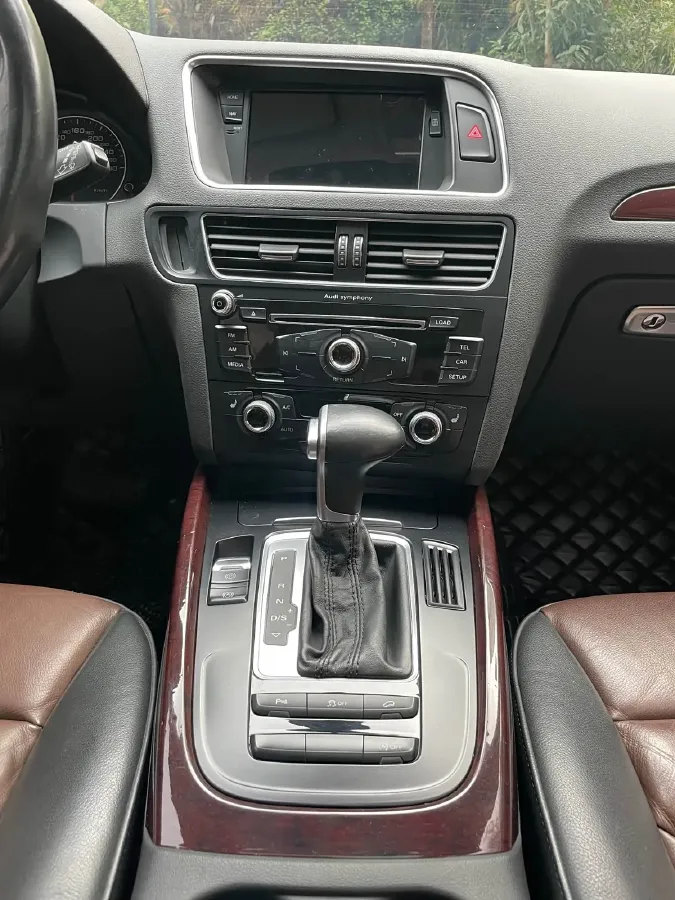 2016 Audi Q5 2.0T 224HP L4 8AT,autocango,china used car exporter,china ev exporter,chinese used car exporter,chinese used ev exporter