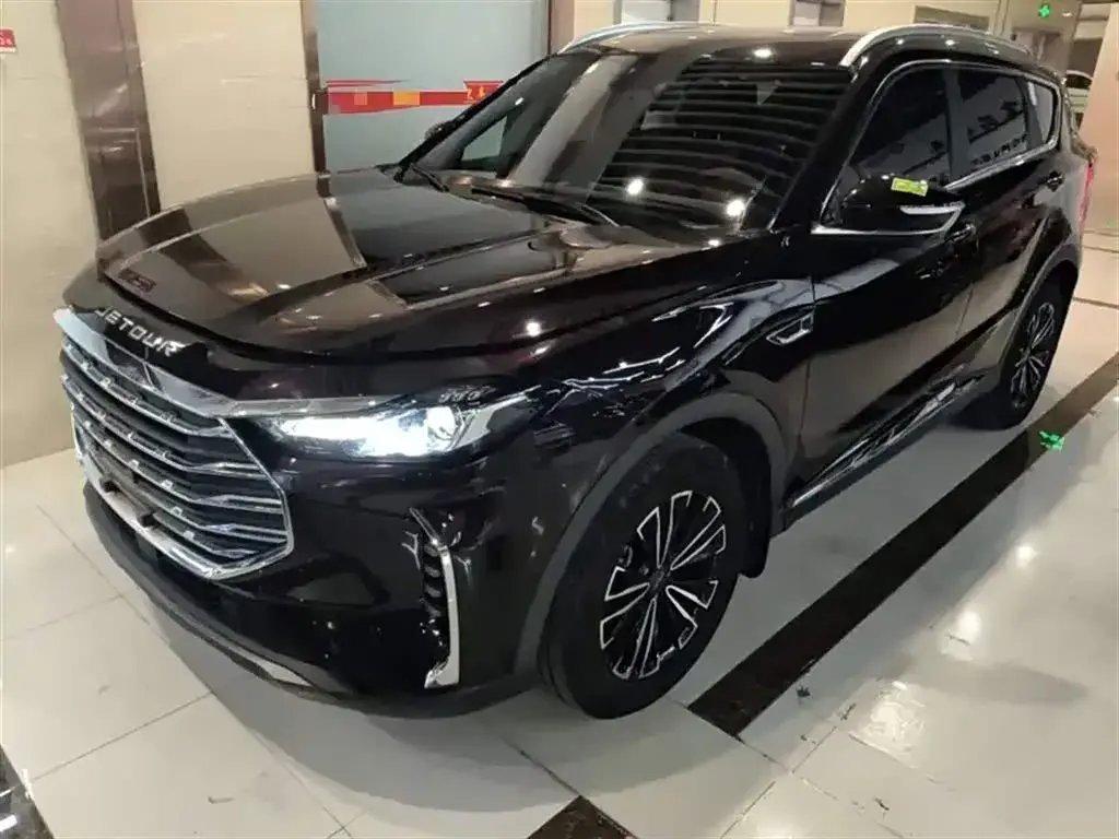 2021 Jetour X70 Plus 1.6T 197HP L4 7DCT