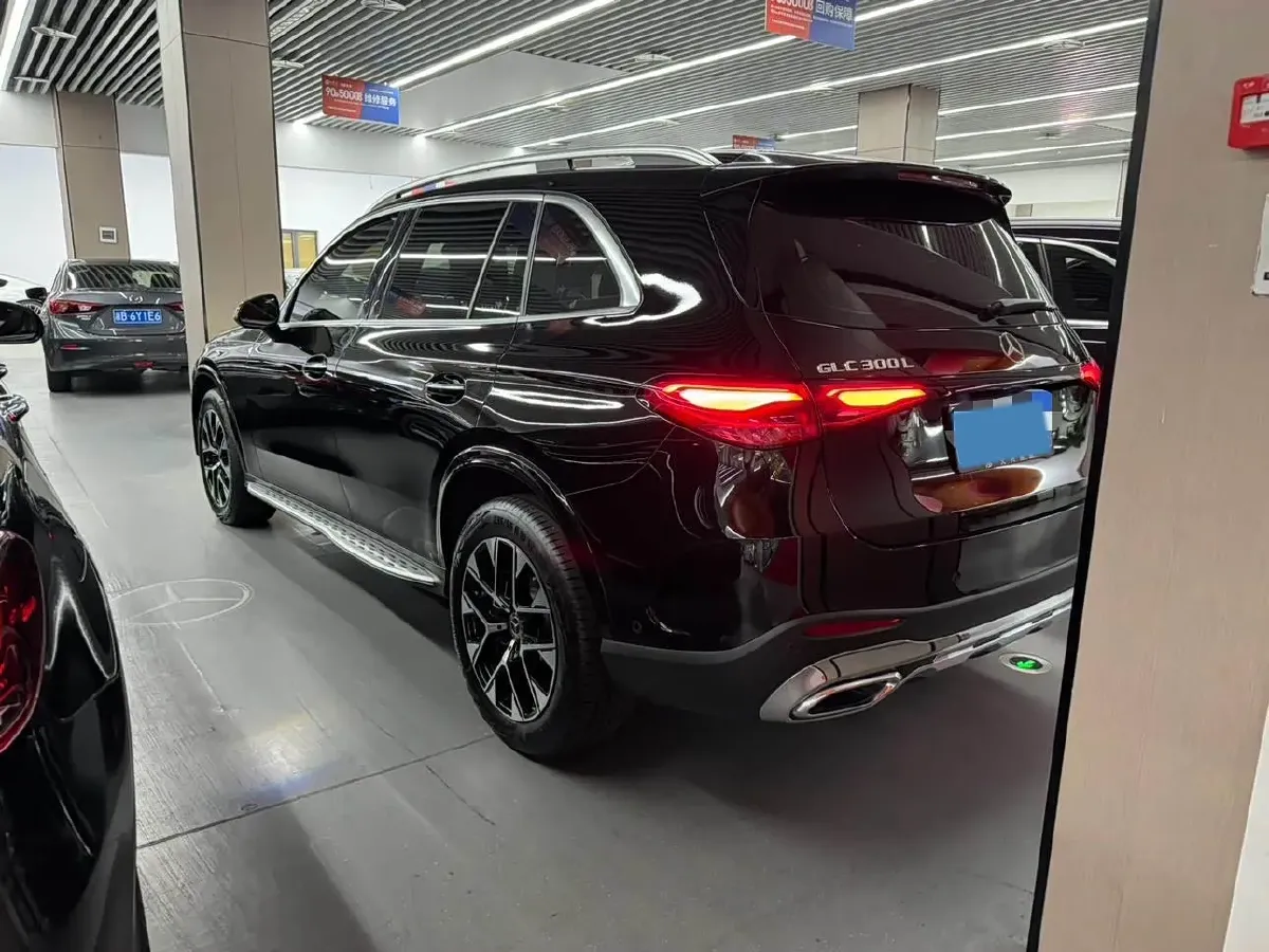 2024 Mercedes-Benz GLC Class 2.0T 204HP L4 9AT,autocango,china used car exporter,china ev exporter,chinese used car exporter,chinese used ev exporter