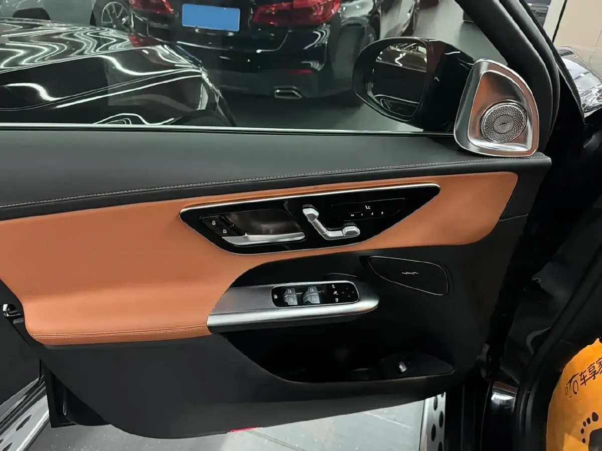 2024 Mercedes-Benz GLC Class 2.0T 204HP L4 9AT,autocango,china used car exporter,china ev exporter,chinese used car exporter,chinese used ev exporter