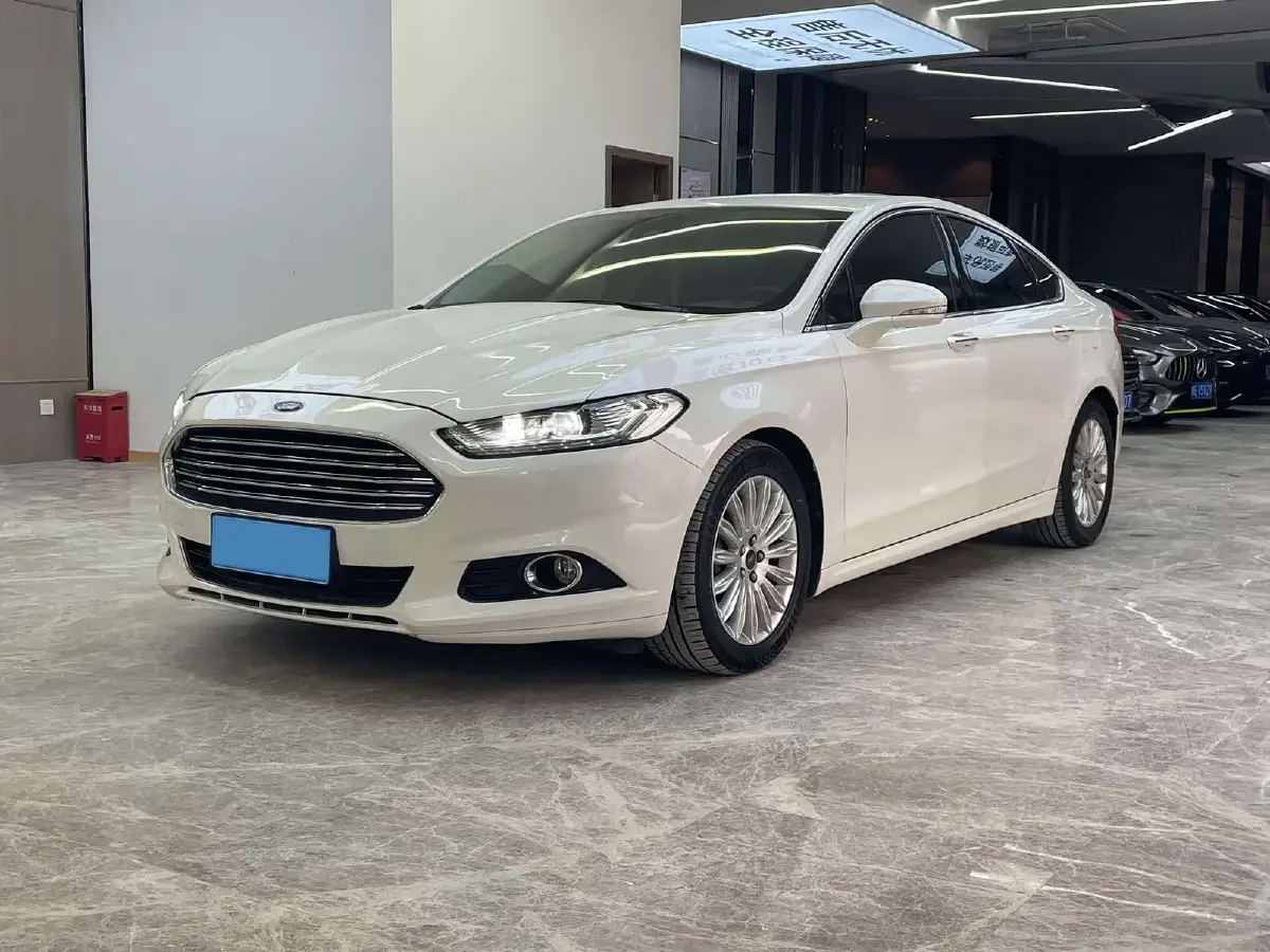 2013 Ford Mondeo 2.0T 203HP L4 6AT
