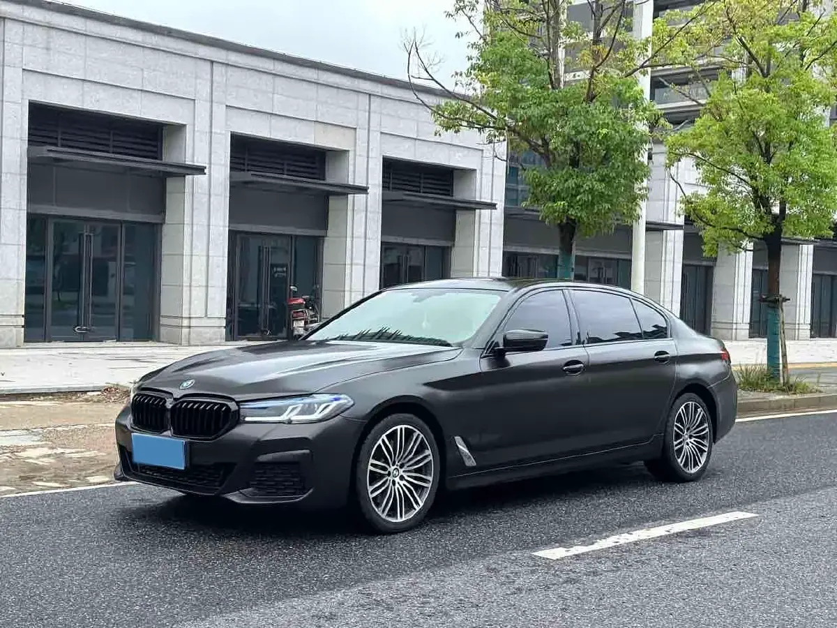 2021 BMW 5 Series 2.0T 252HP L4 8AT