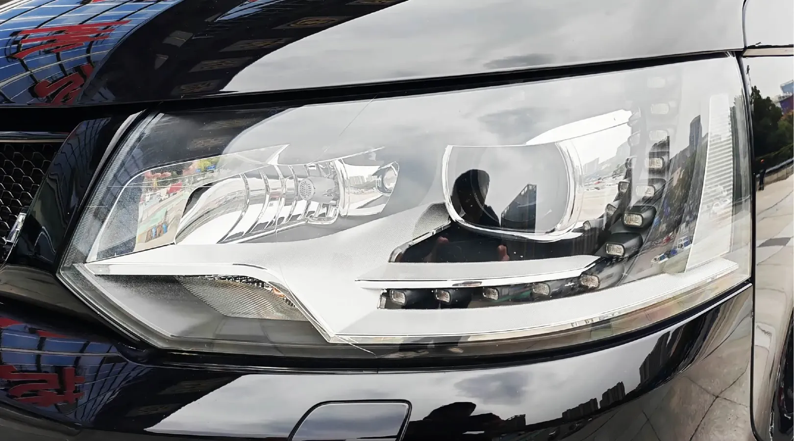 2015 Volkswagen Caravelle 2.0T 204HP L4 7DCT,autocango,china used car exporter,china ev exporter,chinese used car exporter,chinese used ev exporter