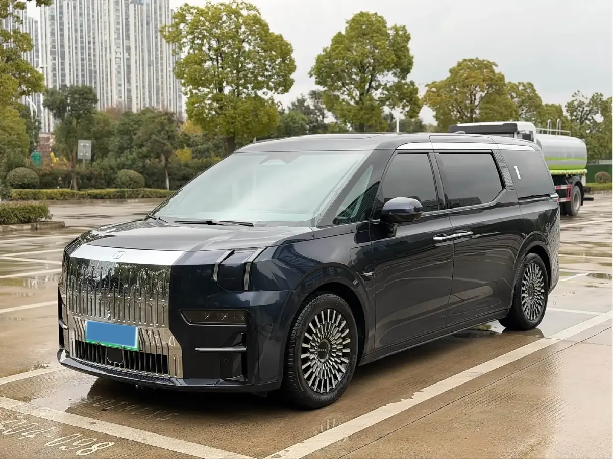 2022 Zeekr 009 BEV 116KWH