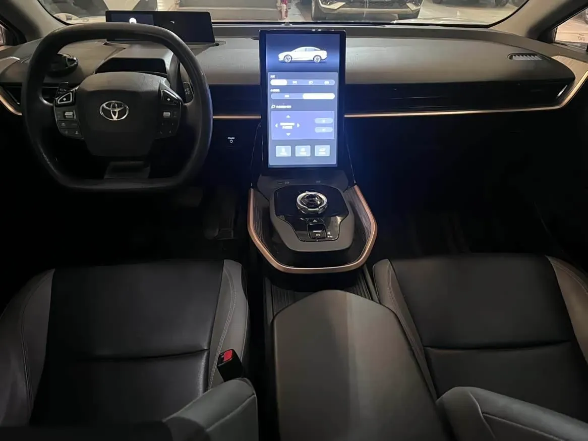 2023 Toyota bZ3 BEV 49.92KWH,autocango,china used car exporter,china ev exporter,chinese used car exporter,chinese used ev exporter