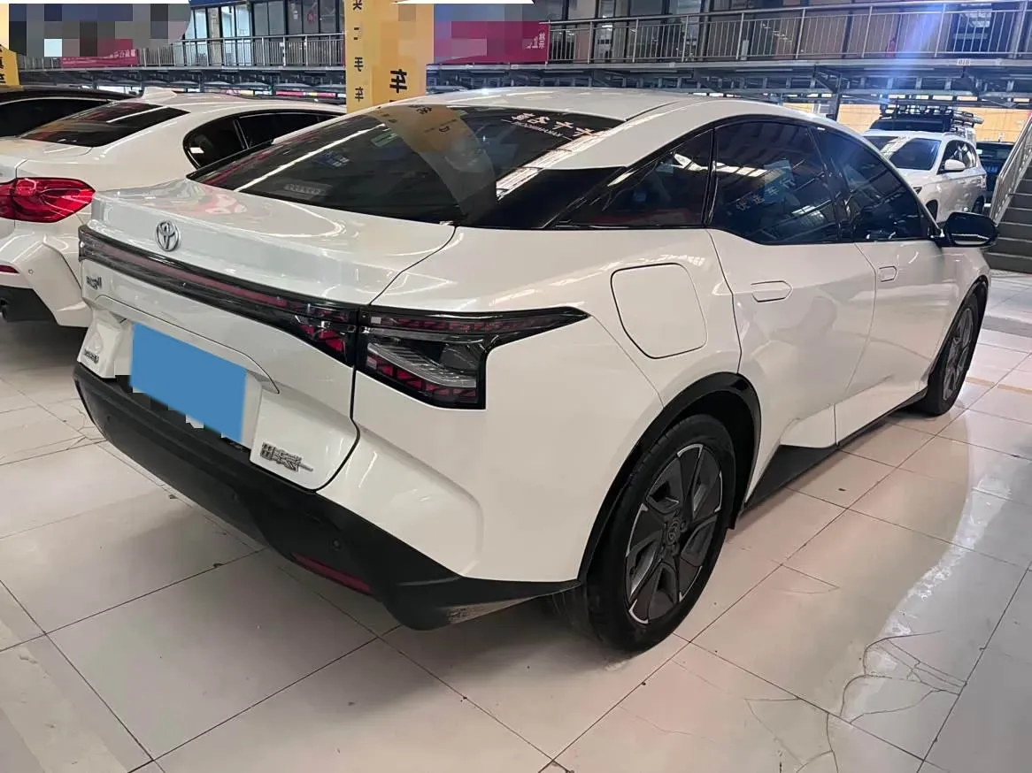 2023 Toyota bZ3 BEV 49.92KWH,autocango,china used car exporter,china ev exporter,chinese used car exporter,chinese used ev exporter