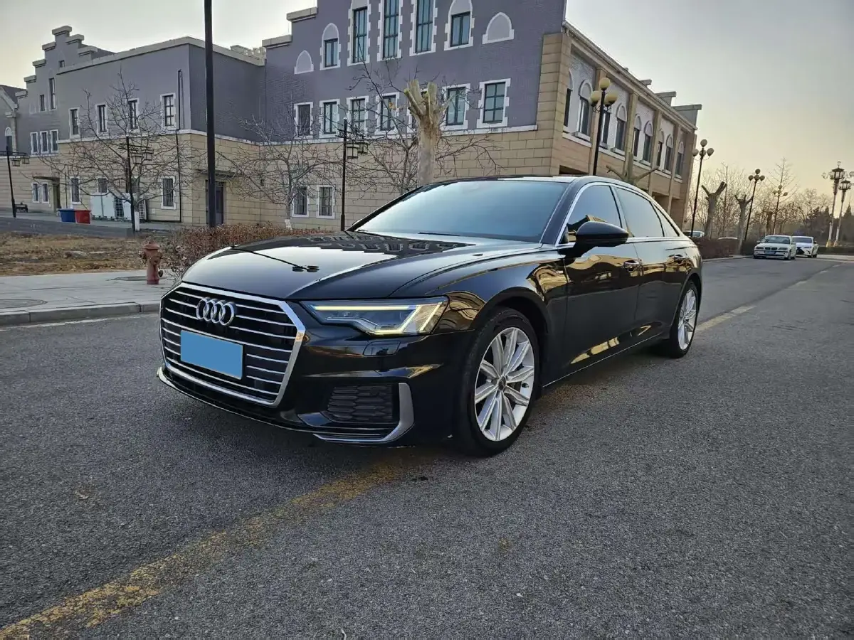 2021 Audi A6L 2.0T 224HP L4 7DCT