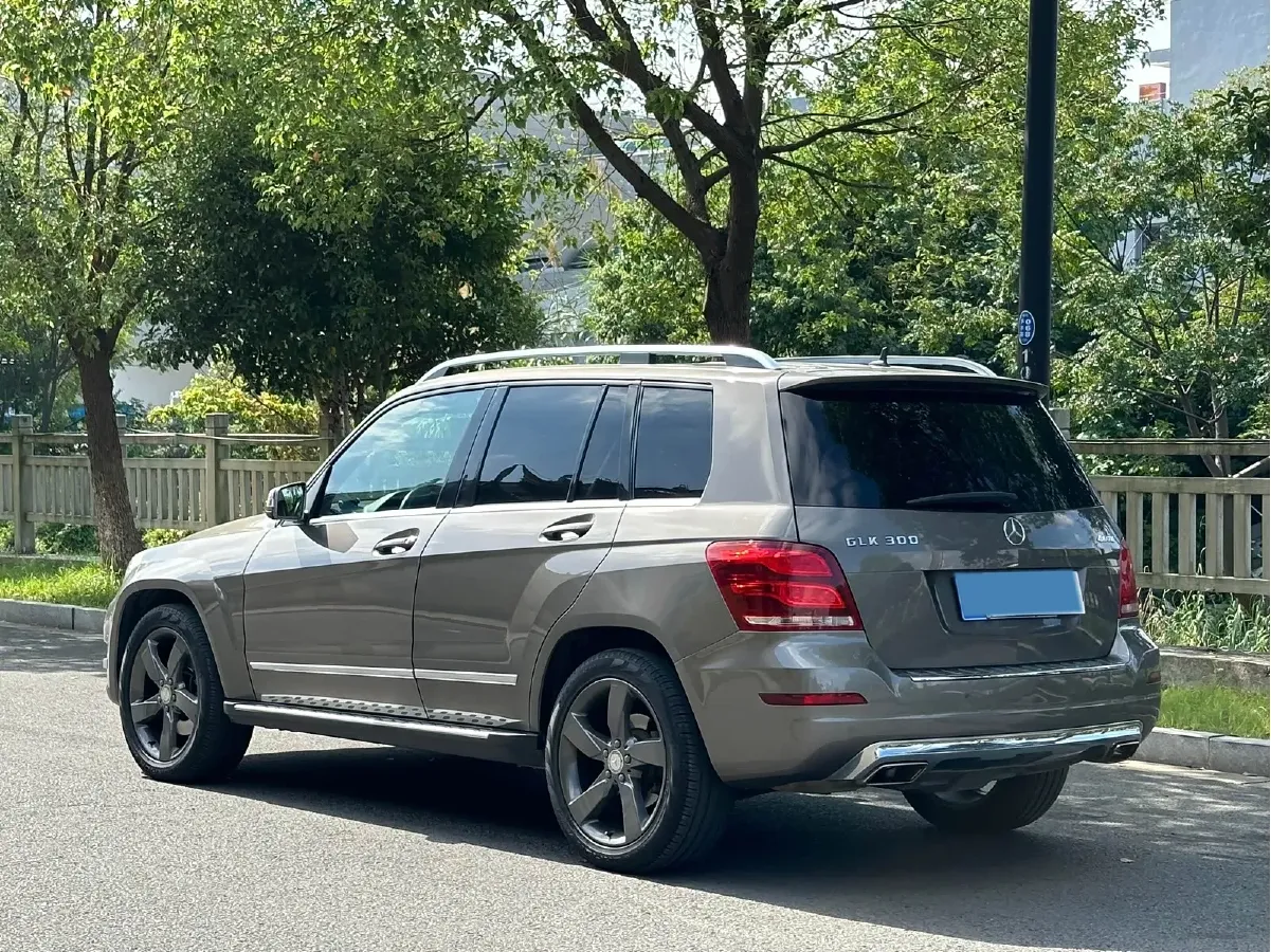 2013 Mercedes-Benz GLK Class 3.0L 245HP V6 7AT,autocango,china used car exporter,china ev exporter,chinese used car exporter,chinese used ev exporter