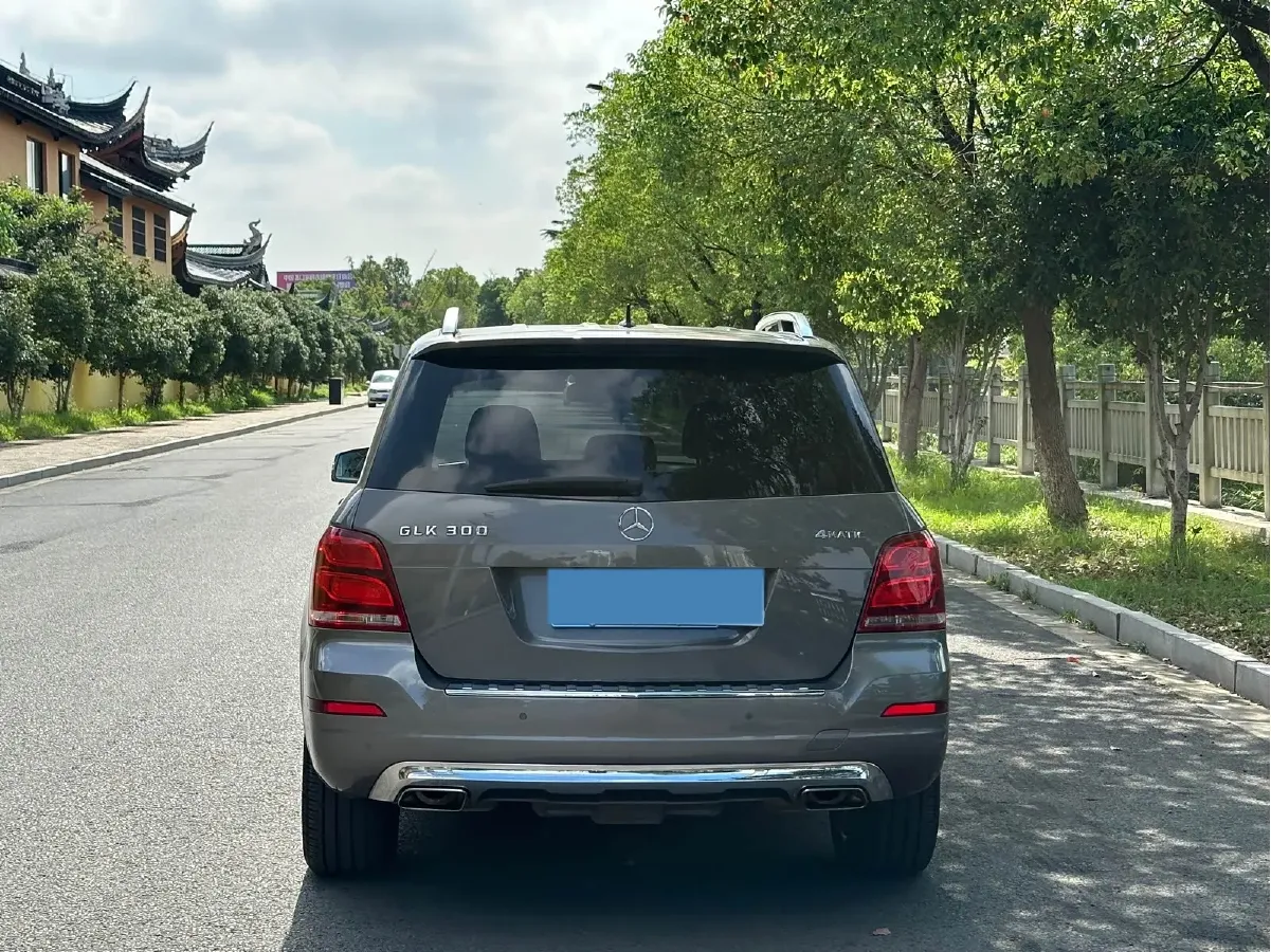 2013 Mercedes-Benz GLK Class 3.0L 245HP V6 7AT,autocango,china used car exporter,china ev exporter,chinese used car exporter,chinese used ev exporter