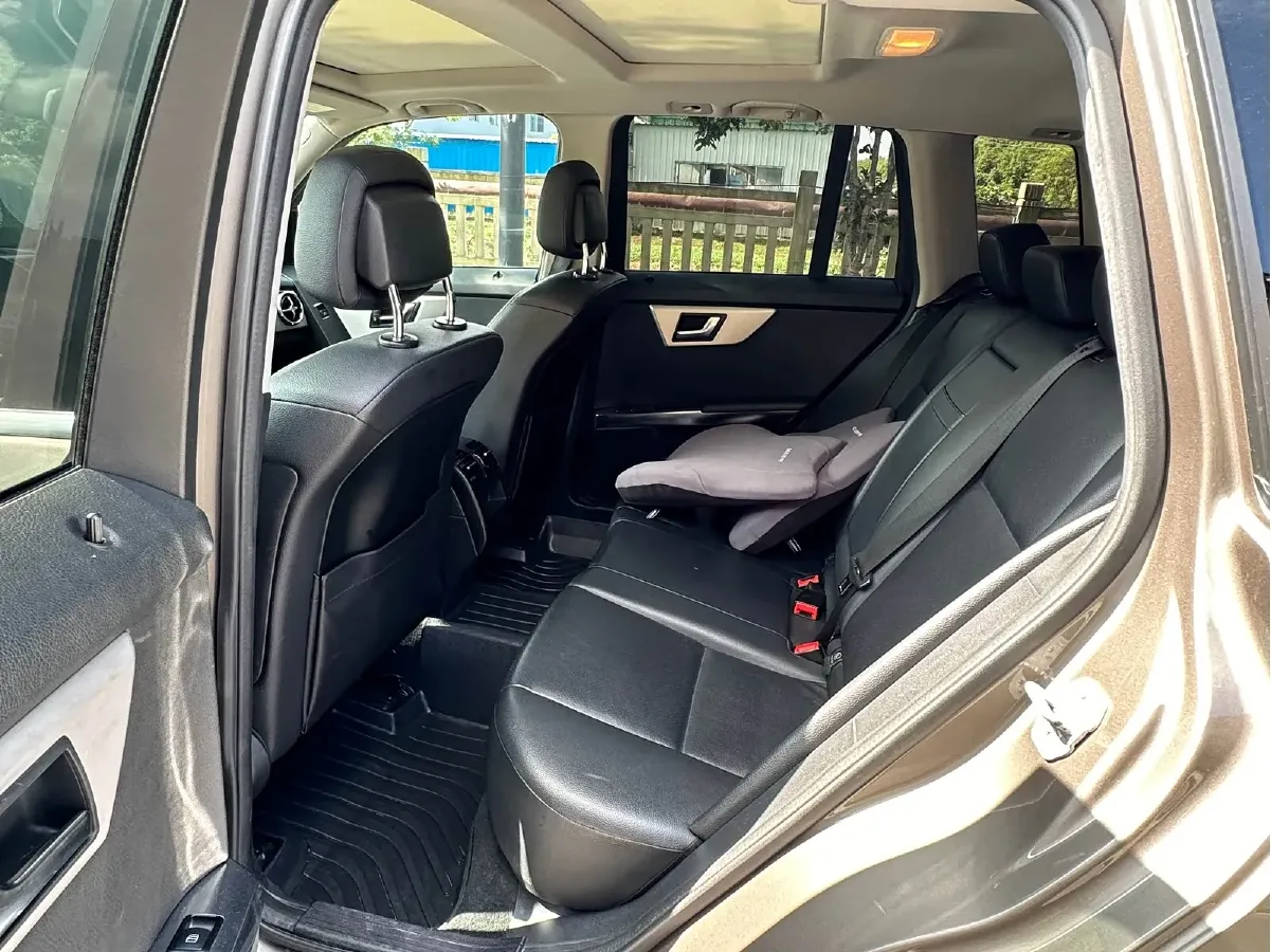 2013 Mercedes-Benz GLK Class 3.0L 245HP V6 7AT,autocango,china used car exporter,china ev exporter,chinese used car exporter,chinese used ev exporter