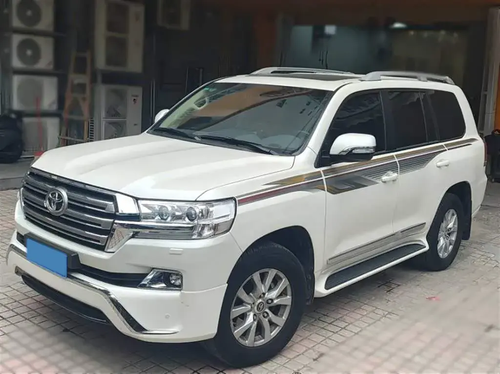 2015 Toyota Land Cruiser 4.0L 275HP V6 5AT