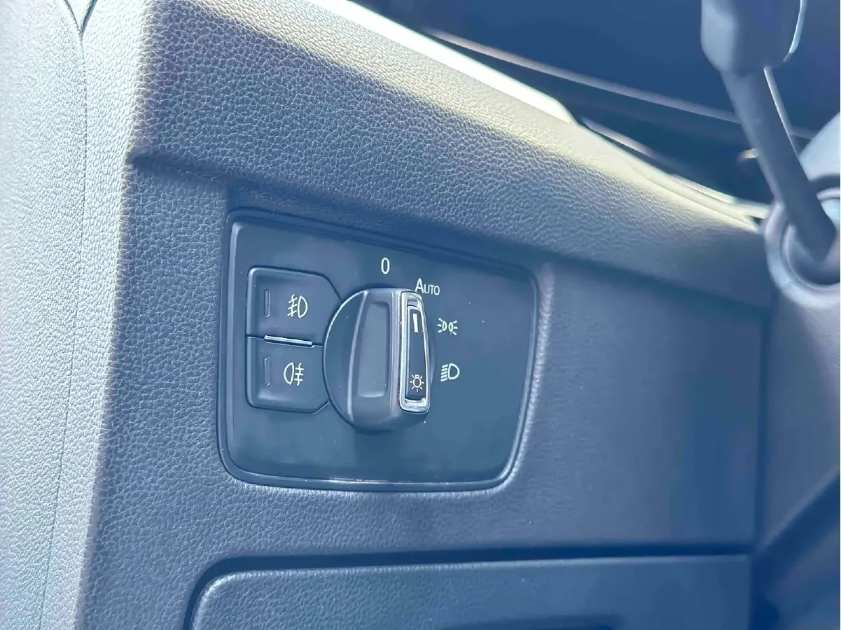 2018 Volkswagen Alltrack 2.0T 220HP L4 6DCT,autocango,china used car exporter,china ev exporter,chinese used car exporter,chinese used ev exporter