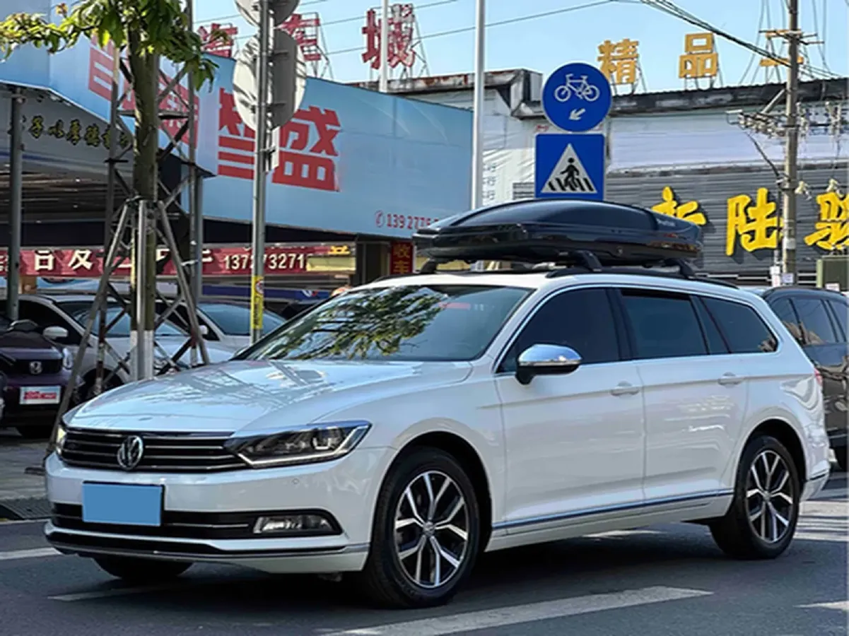 2018 Volkswagen Alltrack 2.0T 220HP L4 6DCT,autocango,china used car exporter,china ev exporter,chinese used car exporter,chinese used ev exporter