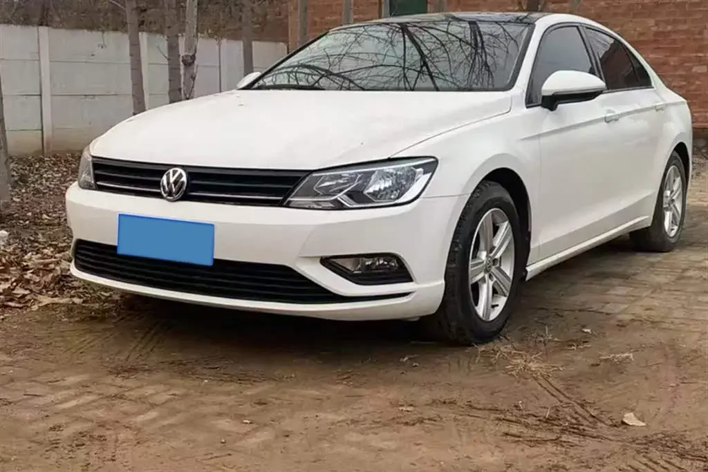 2018 Volkswagen Lamando 1.4T 131HP L4 5MT