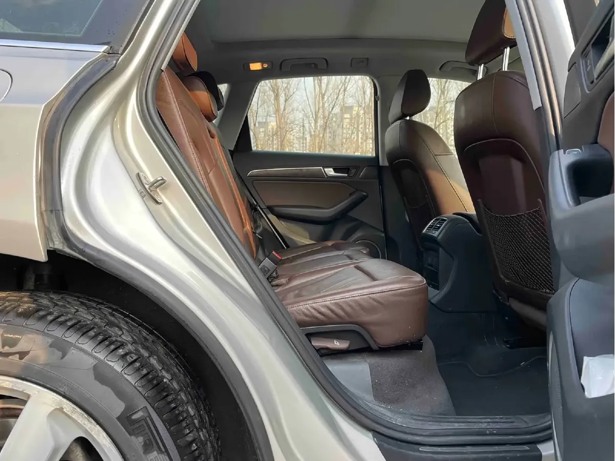 2015 Audi Q5 2.0T 224HP L4 8AT,autocango,china used car exporter,china ev exporter,chinese used car exporter,chinese used ev exporter