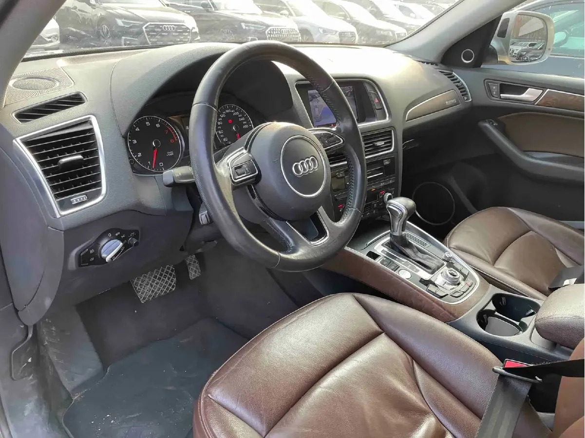 2015 Audi Q5 2.0T 224HP L4 8AT,autocango,china used car exporter,china ev exporter,chinese used car exporter,chinese used ev exporter