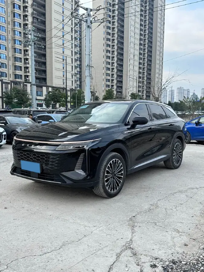 2023 Exceed RX 2.0T 261HP L4 7DCT