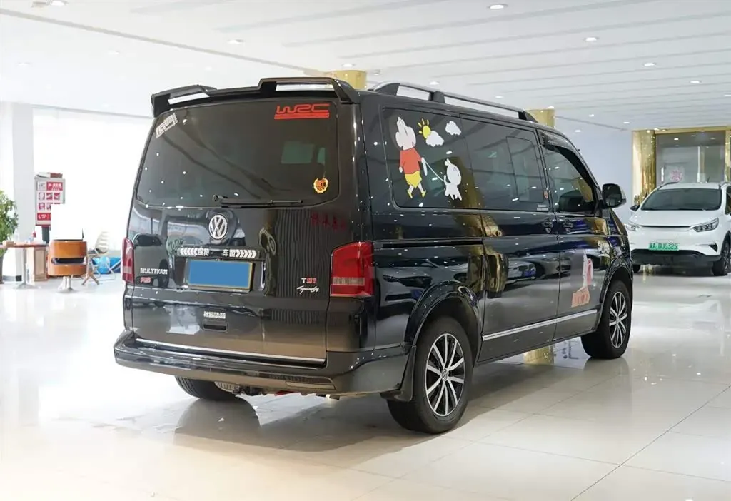 2016 Volkswagen Multivan 2.0T 204HP L4 7DCT,autocango,china used car exporter,china ev exporter,chinese used car exporter,chinese used ev exporter
