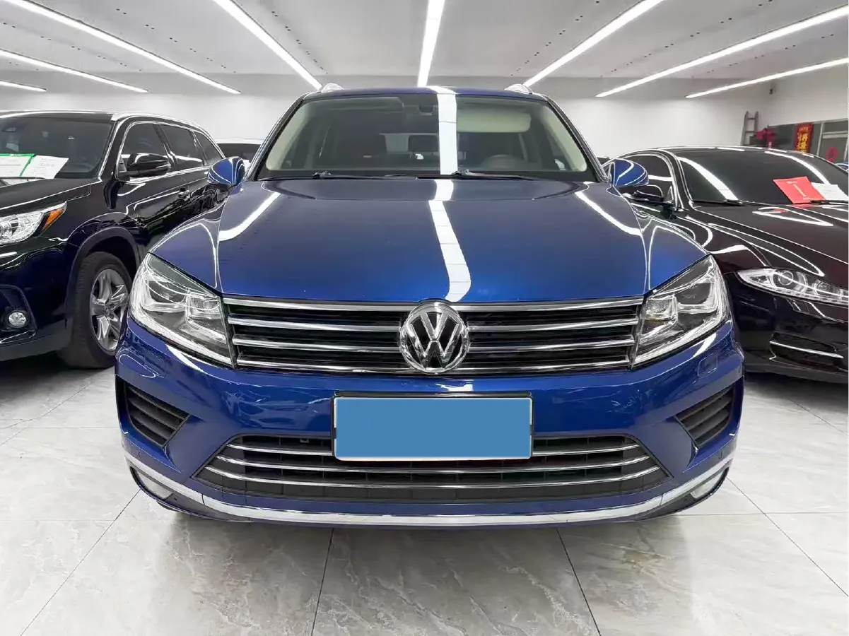 2017 Volkswagen Touareg 3.0T 320HP V6 8AT,autocango,china used car exporter,china ev exporter,chinese used car exporter,chinese used ev exporter