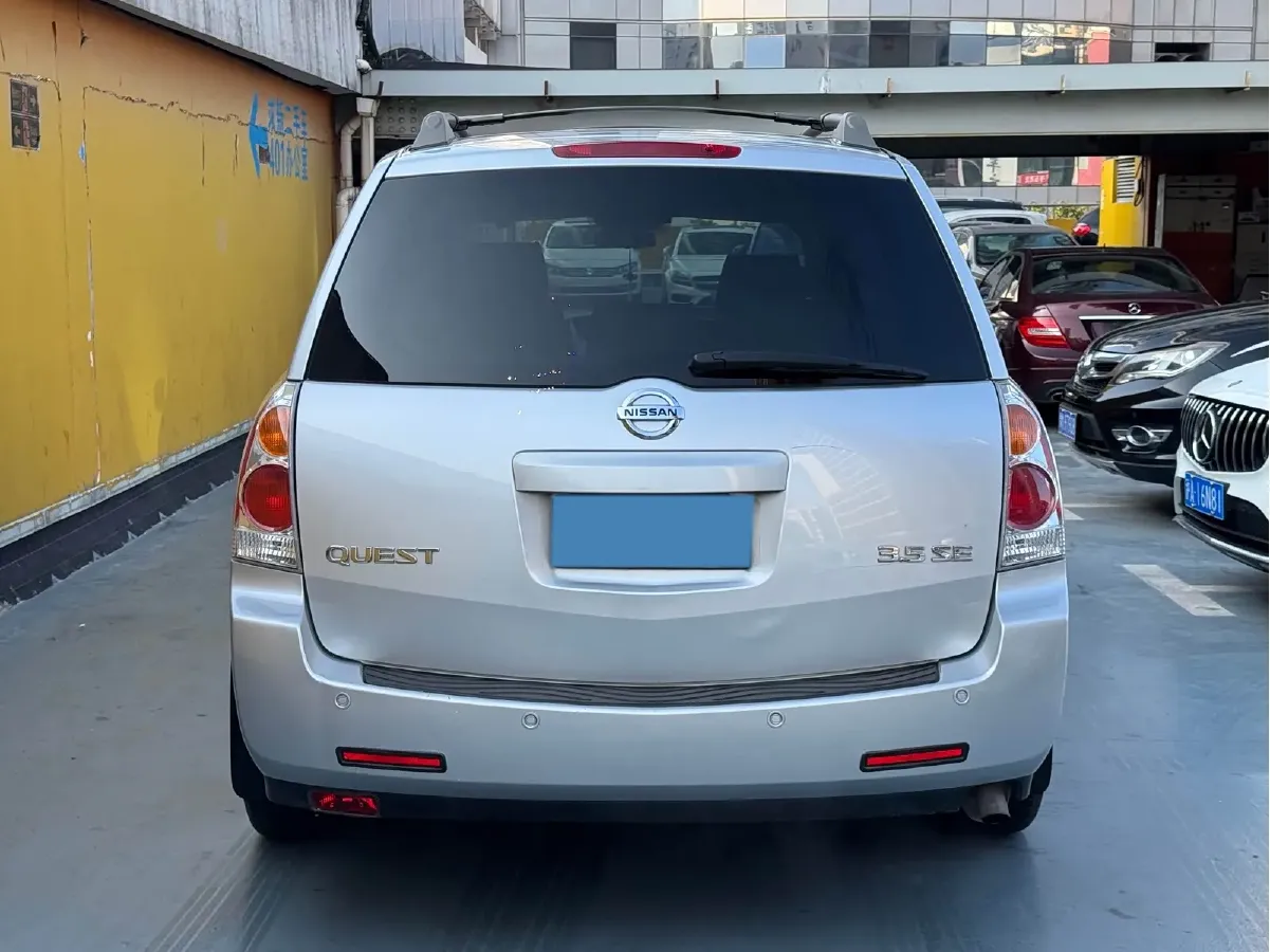 2006 Nissan Quest 3.5L 232HP V6 5AT,autocango,china used car exporter,china ev exporter,chinese used car exporter,chinese used ev exporter