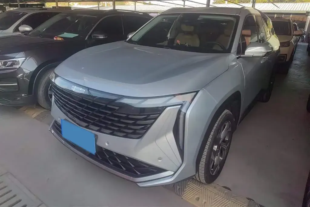 2023 Geely StarRay 1.5T 181HP L4 7DCT