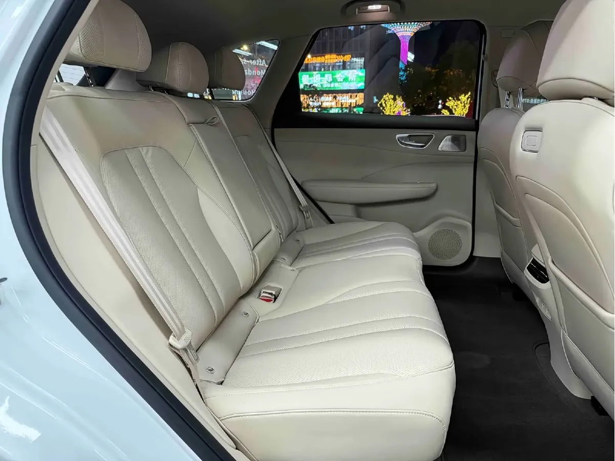 2025 ShangJie Shangjie H5 REEV 98HP REEV,autocango,china used car exporter,china ev exporter,chinese used car exporter,chinese used ev exporter