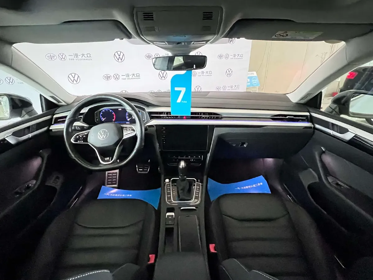 2024 Volkswagen CC 2.0T 220HP L4 7DCT,autocango,china used car exporter,china ev exporter,chinese used car exporter,chinese used ev exporter