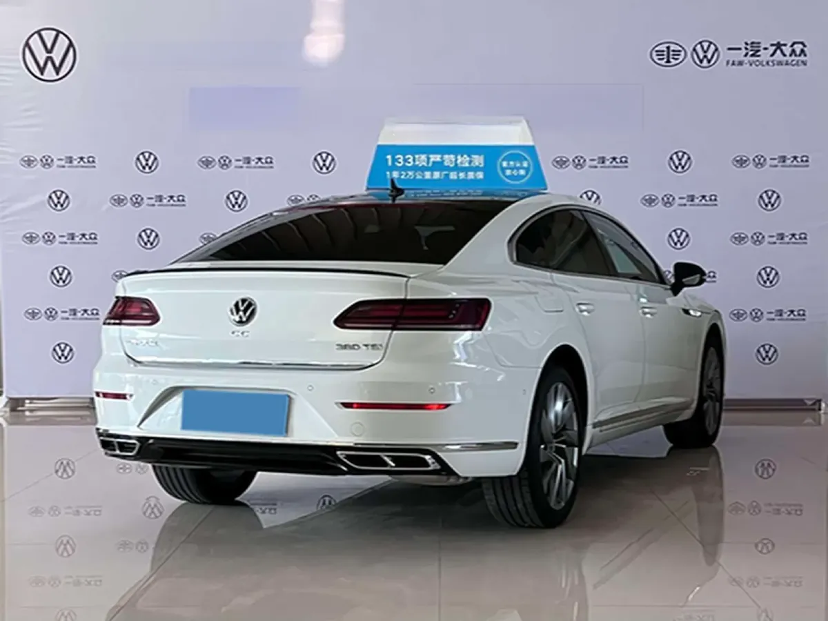 2024 Volkswagen CC 2.0T 220HP L4 7DCT,autocango,china used car exporter,china ev exporter,chinese used car exporter,chinese used ev exporter