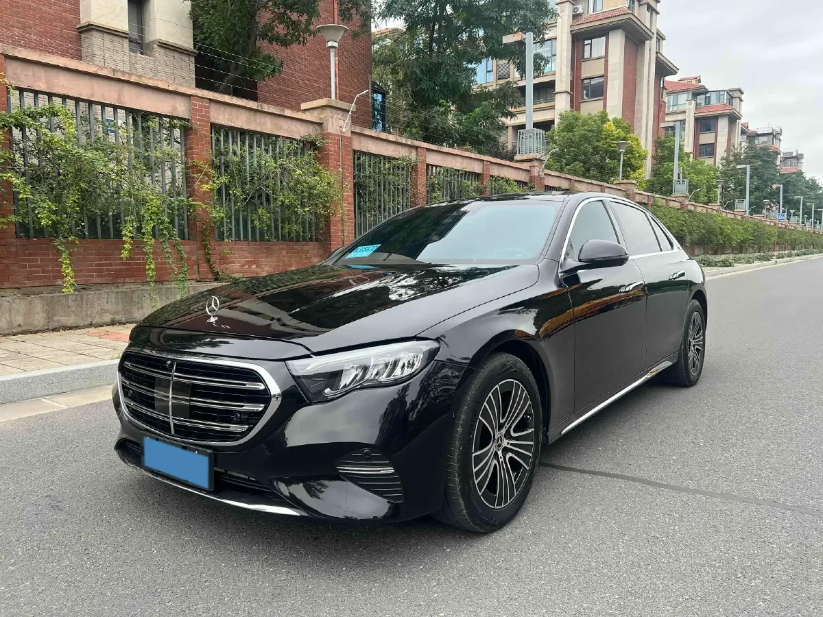 2024 Mercedes-Benz E Class 2.0T 204HP L4 9AT,autocango,china used car exporter,china ev exporter,chinese used car exporter,chinese used ev exporter