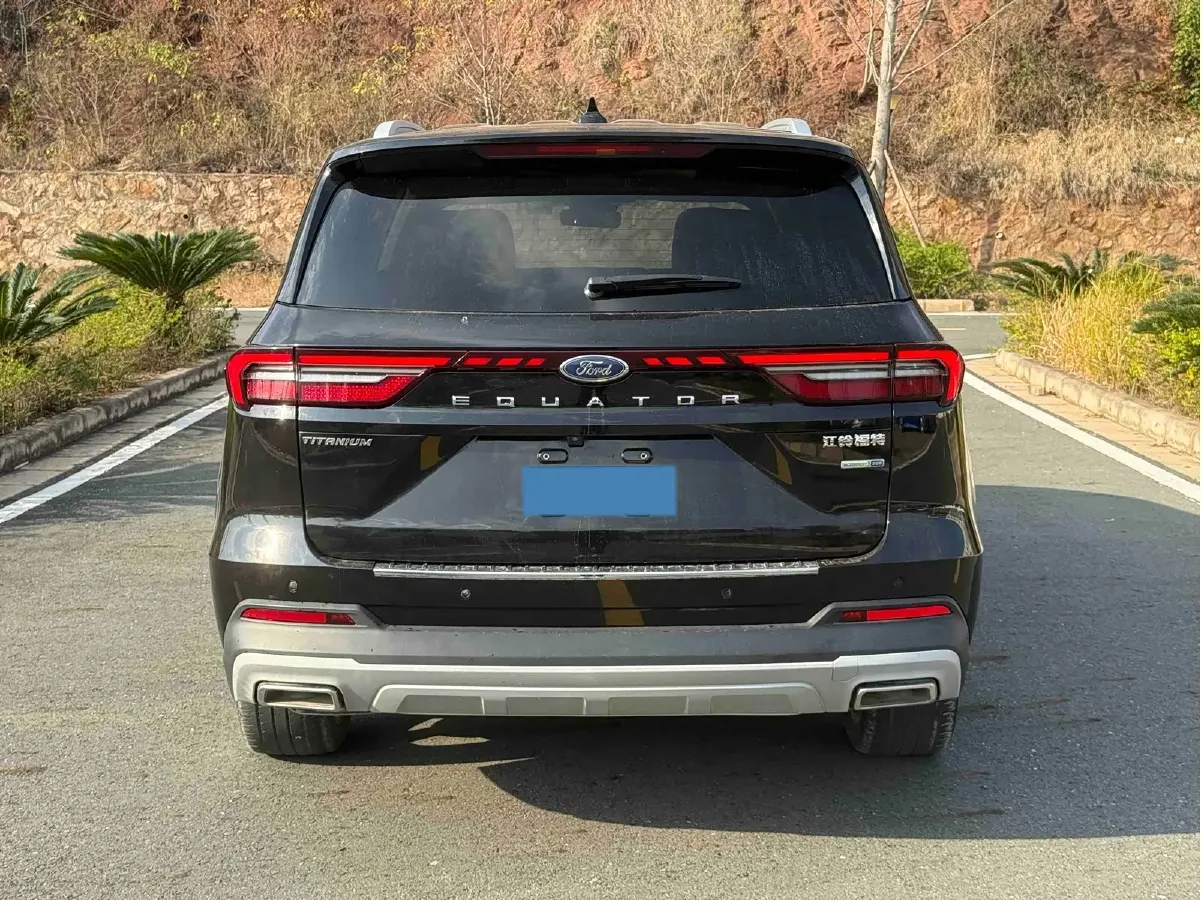 2021 Ford Equator 2.0T 224HP L4 6DCT,autocango,china used car exporter,china ev exporter,chinese used car exporter,chinese used ev exporter